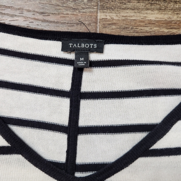 TALBOTS BLACK & WHITE STRIPED PULLOVER SWEATER SIZE MEDIUM - Picture 4 of 7